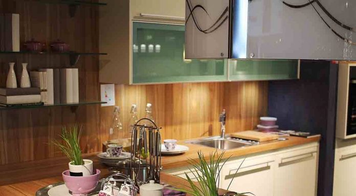 10 Ways to Make Extra Money as a Graphic Designer